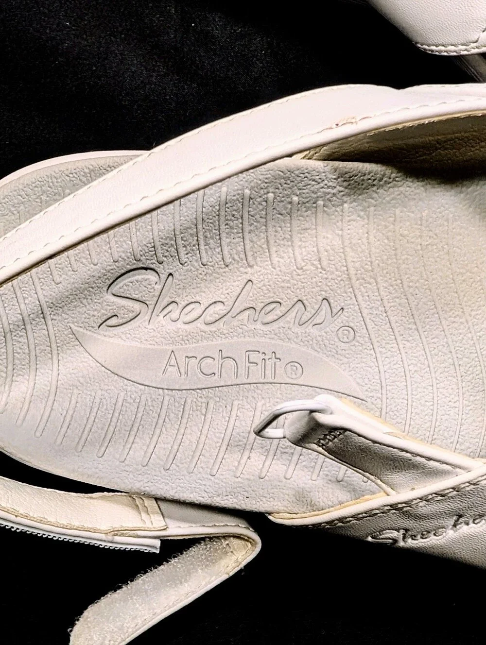 Skechers Arch Fit Women’s Sandals Size 11 White Gray Strappy Slingback